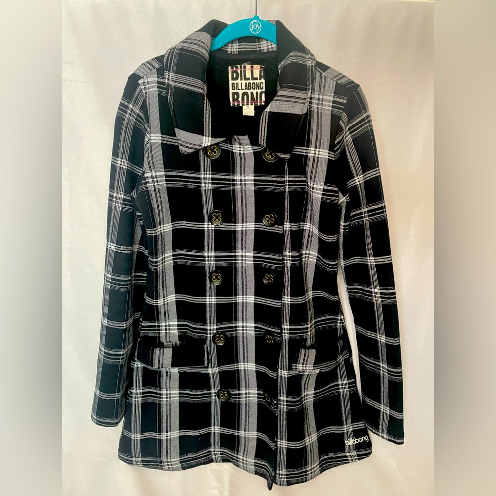 Billabong. Women’s Pea Coat. Size M  Black and Gray Plaid